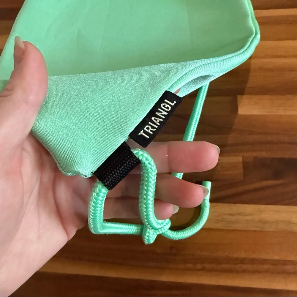 Triangl drawstring Backpack - Picture 6 of 14